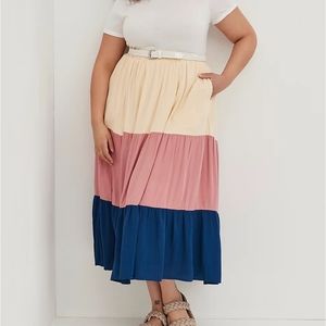 Torrid maxi skirt size 2 NWT blue pink cream